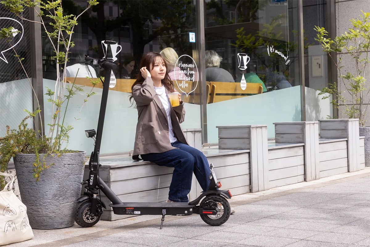 eXs1 TKG ELECTRIC KICKBOARD